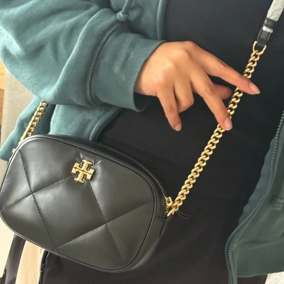 NWT TORY BURCH Kira Diamond Quilt Camera Bag Black Color - Picture 10 of 11